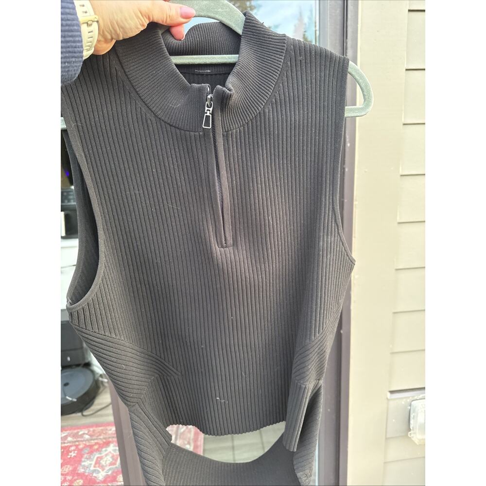 Lululemon Open Back Half-Zip Sweater Sleeveless Tank Obsidian Black Size XL - Picture 8 of 9